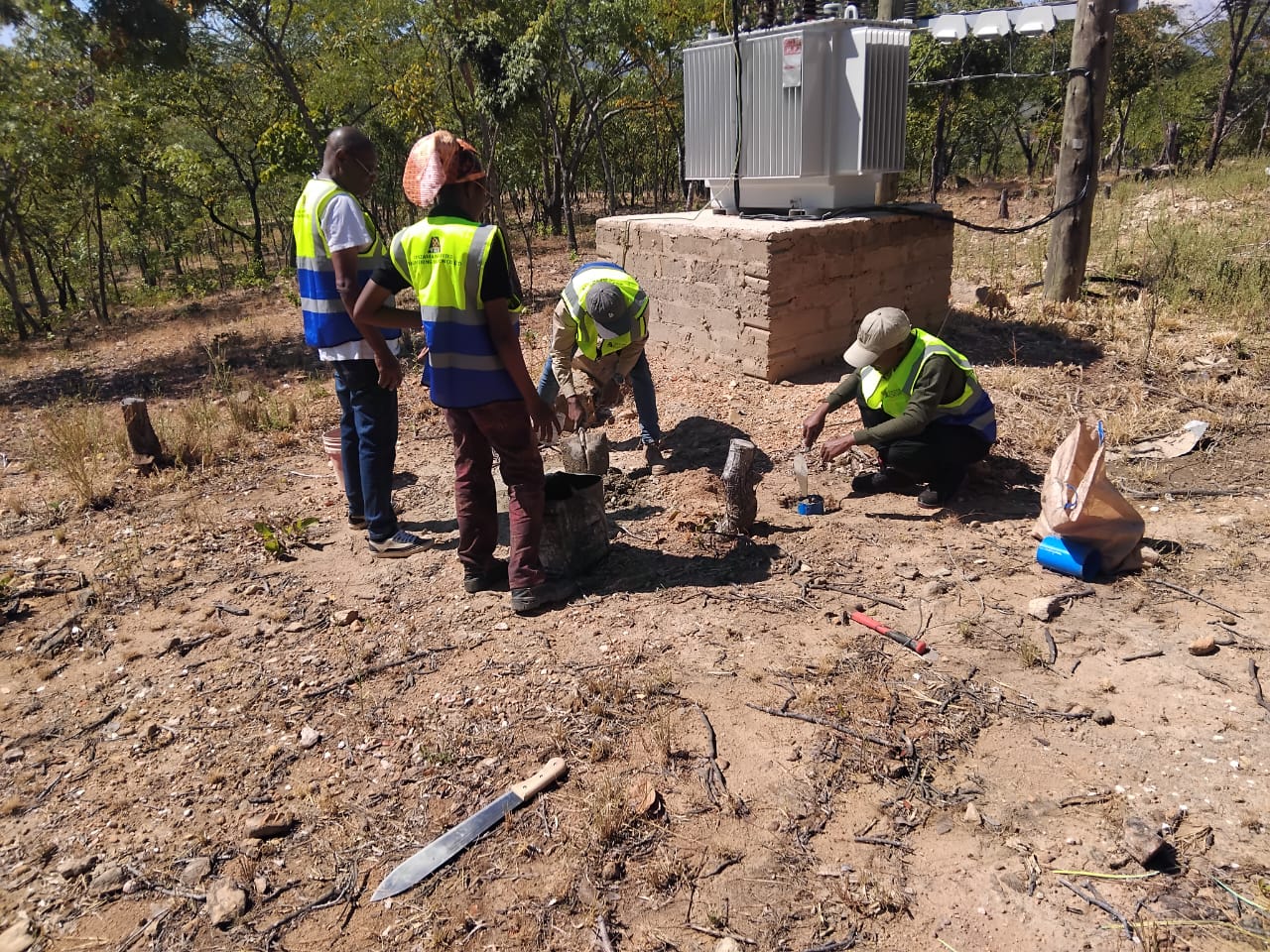 INSTALLATION AND COMMISSIONING OF A 300TPD CIL GOLD PROCESSING PLANT