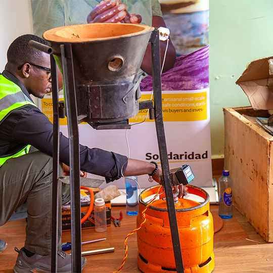 Mercury Retort Front View